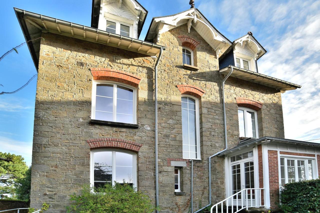 La Brise Cancalaise - Maison Typique Avec Vue Mer Cancale Zewnętrze zdjęcie